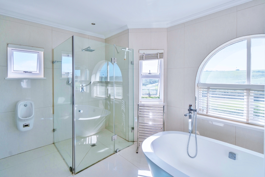 4 Bedroom Property for Sale in West Beach Eastern Cape